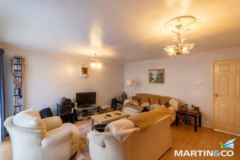 4 Doulton Close, Birmingham, B32 2XF
