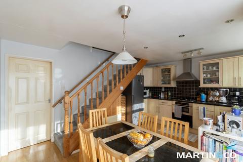 4 Doulton Close, Birmingham, B32 2XF