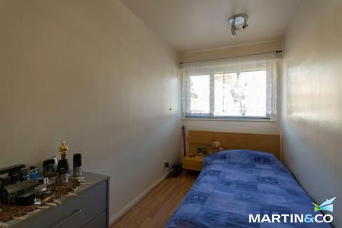 4 Doulton Close, Birmingham, B32 2XF