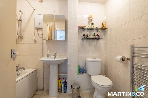 4 Doulton Close, Birmingham, B32 2XF