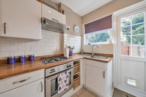 87 Reynolds Close, Carshalton, SM5 2AZ