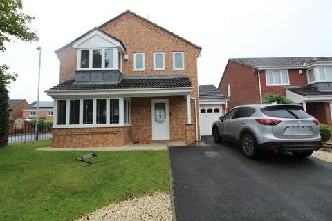 4 bedroom detached house to rent, High Stell, Middleton St George, Darlington