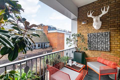 1 bedroom apartment for sale, Shorts Gardens, Seven Dials WC2