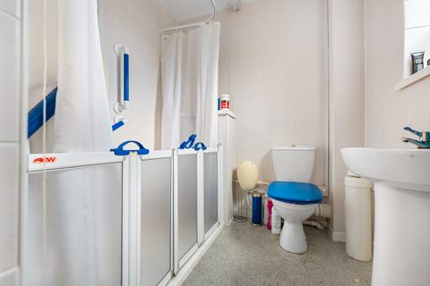 51 Ashdene Close, Cardiff, CF5 2SA