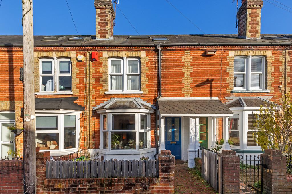 Cathedral View, Winchester, SO23 3 bed terraced house for sale £625,000