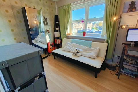 25 Lavender Close, Manchester, M23 9SH