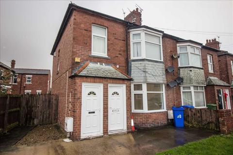 2 bedroom flat to rent, Hunter Avenue, Blyth