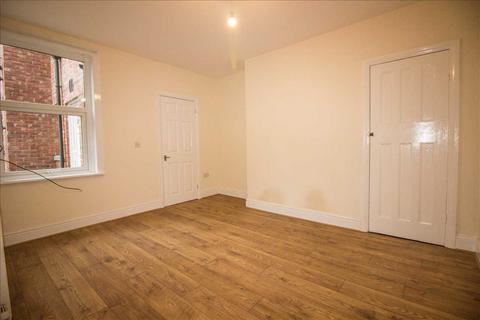 2 bedroom flat to rent, Hunter Avenue, Blyth