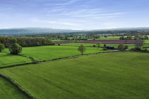 3 bedroom detached house for sale, Lyonshall, Kington