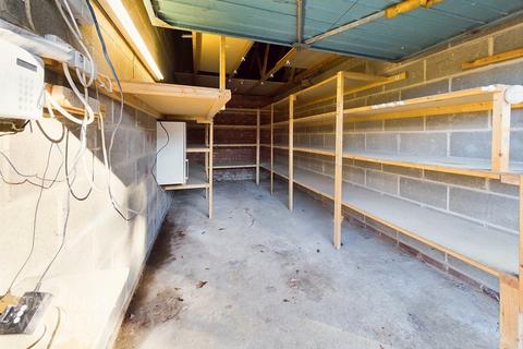 Garage to rent, Riverdale Court, Brundall, Norwich