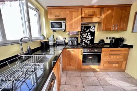2 bedroom terraced house for sale - Kirkham Street, Plumstead Common