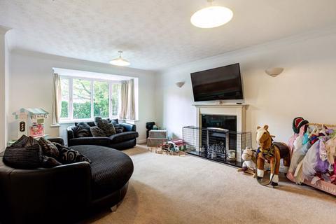 4 bedroom detached house to rent, The Moorings, Congleton