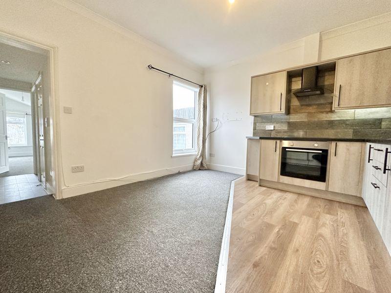 Lounge/Kitchen