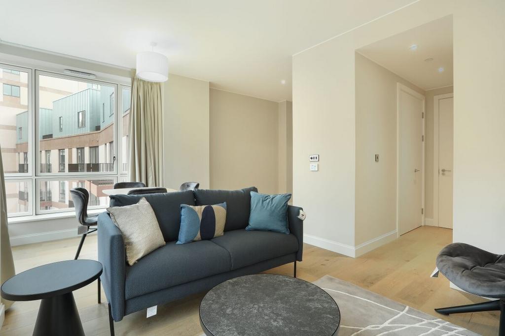 Zinc Street Sugar House Island E15 1 bed flat £1,950 pcm (£450 pw)
