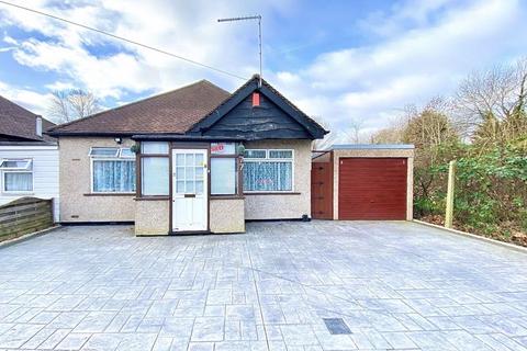 2 bedroom bungalow for sale, Methuen Road HA8