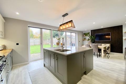 3 Little Sutton Grove, Sutton Coldfield, B75 5PL