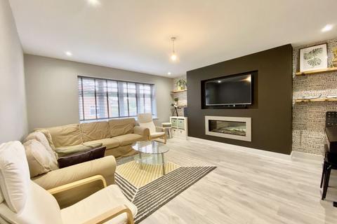 3 Little Sutton Grove, Sutton Coldfield, B75 5PL