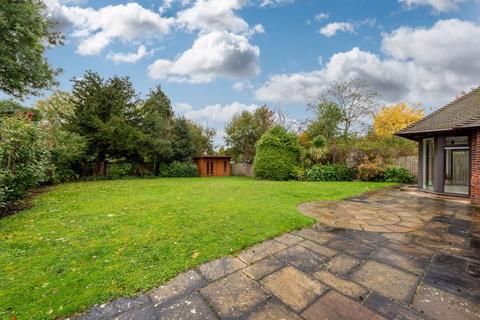 4 bedroom bungalow for sale, Highlands Road, Leatherhead