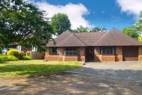 4 bedroom bungalow for sale, Highlands Road, Leatherhead