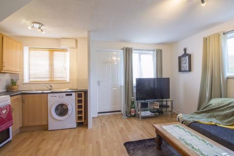 26 Bryn Nant, Caerphilly, CF83 2BZ