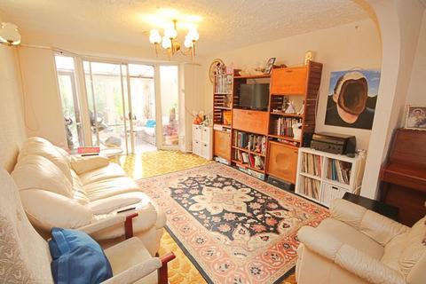 3 bedroom semi-detached house for sale, West Hill, Wembley