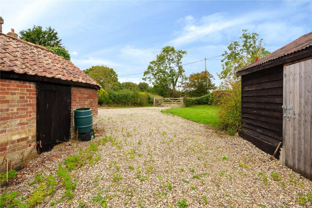 Drive &amp; Outbuildings
