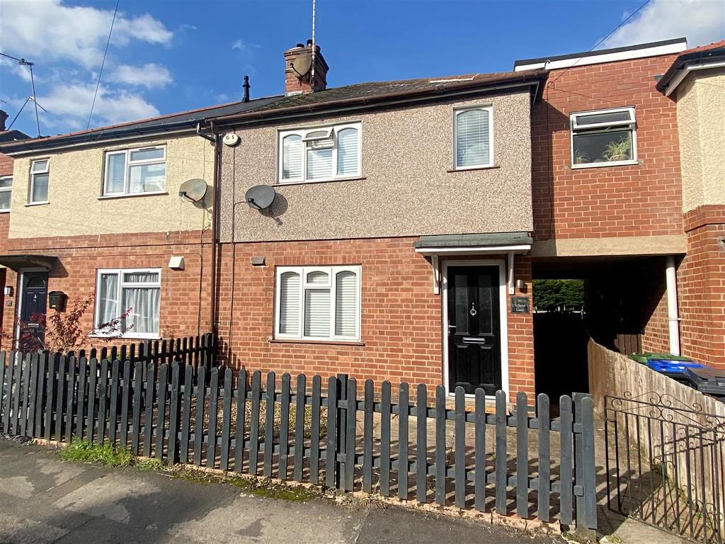 School Lane, Kenilworth 3 bed semidetached house for sale £300,000