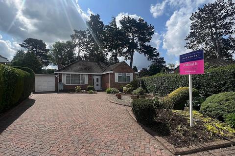 2 bedroom detached bungalow for sale, Eden Croft, Kenilworth