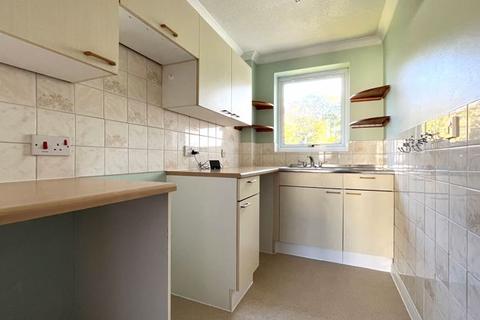 2 bedroom retirement property for sale, The Maltings, Chard, Somerset TA20