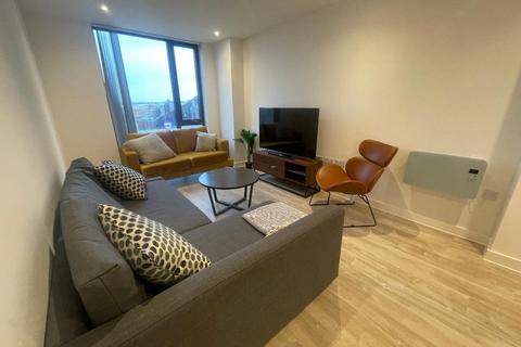 2 bedroom apartment to rent, Queen Street, Salford, M3 7GW