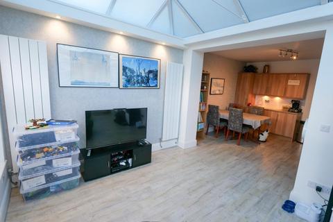 9 Clare Road, Lancaster, LA1 2LX
