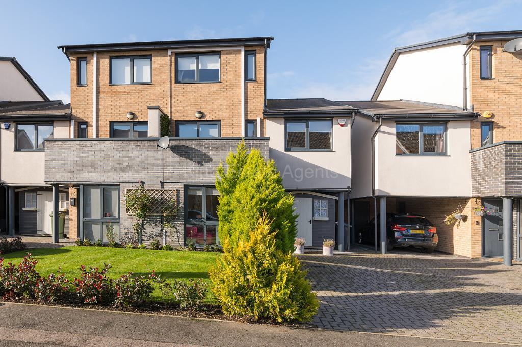 Brooklands, Milton Keynes MK10 4 bed semidetached house for sale £
