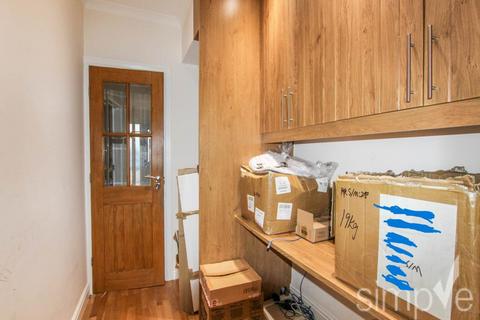4 bedroom house to rent - Clement Gardens, Hayes, Middlesex