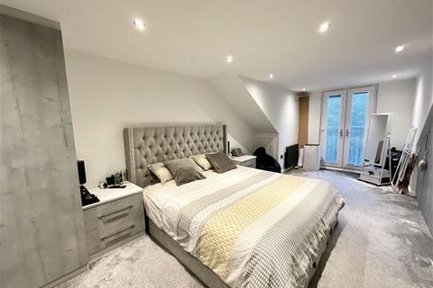 1a Normanton Spring Close, Sheffield, S13 7BW