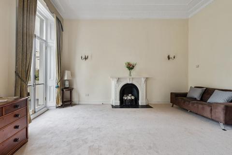 1 bedroom flat for sale, St. George's Square, Pimlico, London, SW1V 2HX