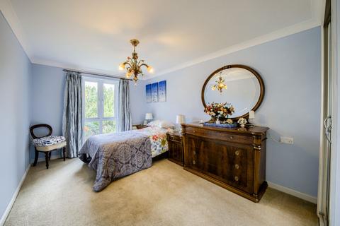 2 bedroom flat for sale - Hathaway Court, Alcester Road, Stratford-upon-Avon