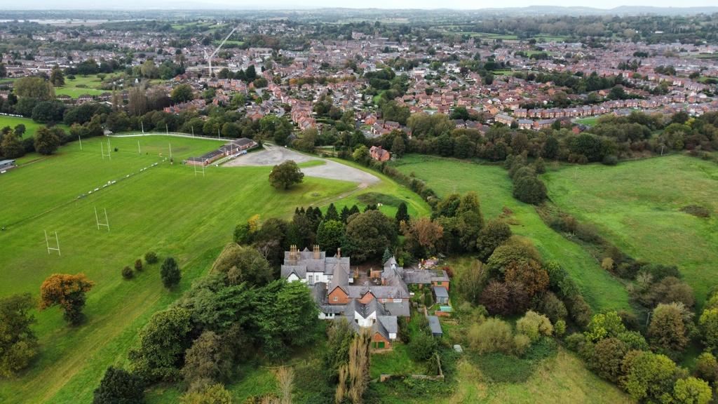 Edgeley Road, Whitchurch SY13 Commercial development for sale