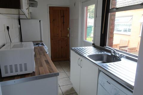 3 bedroom terraced house to rent - Colchester Street, Coventry