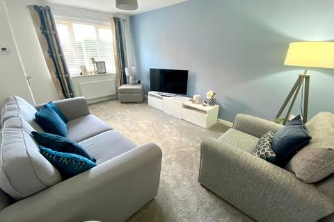 75 Calder View, Mirfield, WF14 8JF