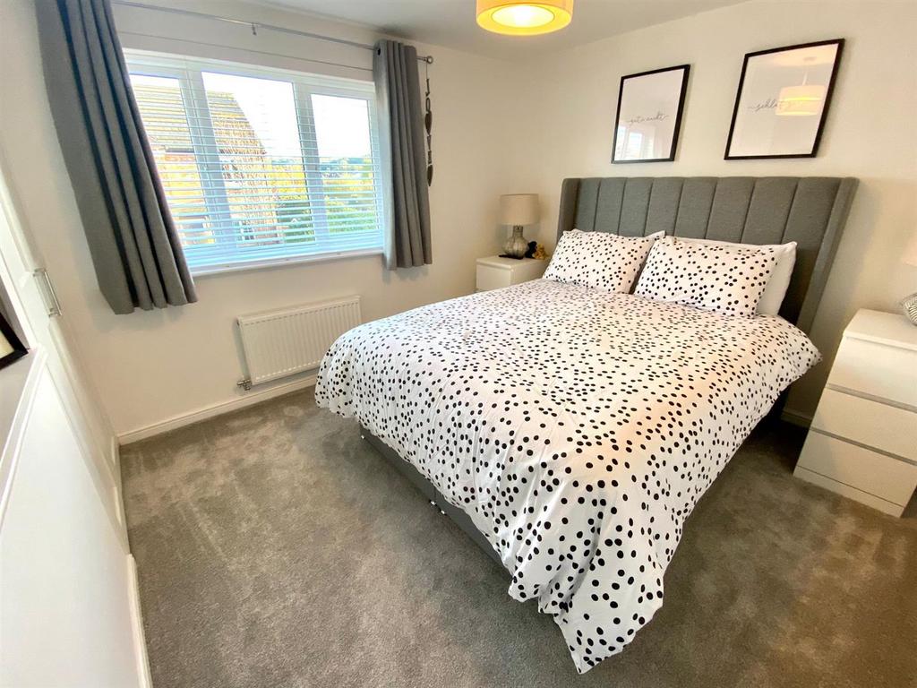 Calder view 75 bed 1.jpg