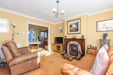 24 Langdon Shaw, Sidcup, DA14 6AU