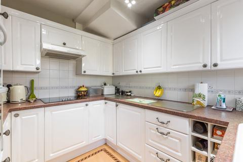 24 Langdon Shaw, Sidcup, DA14 6AU