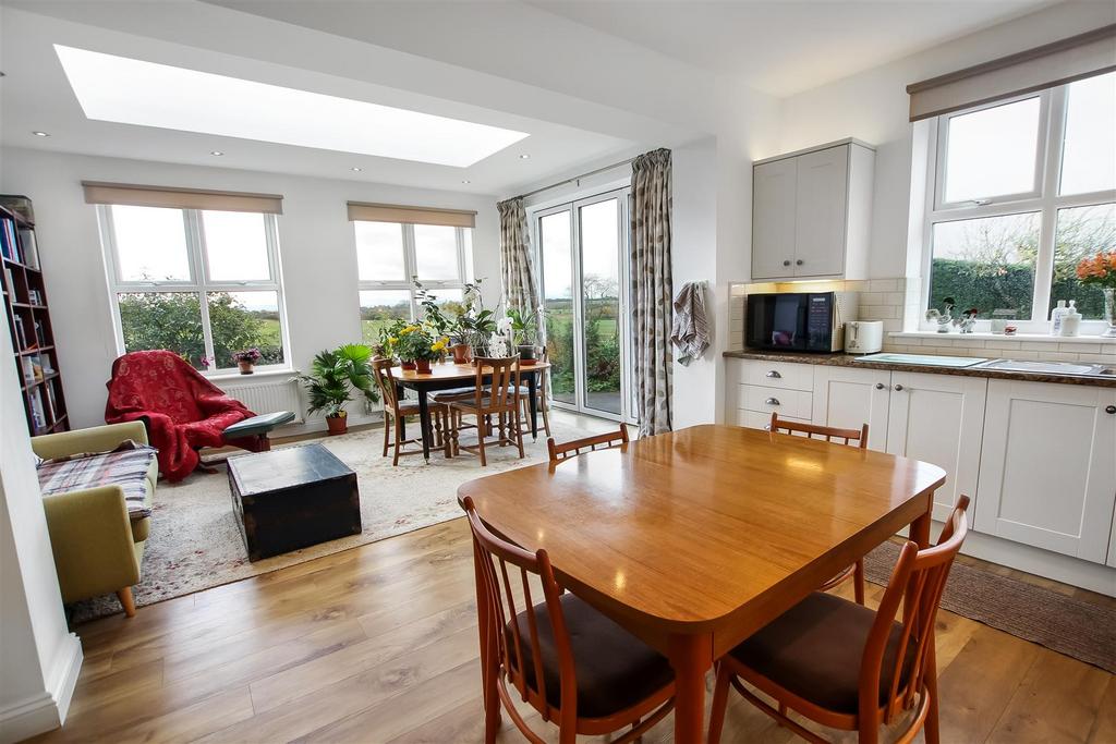 Yafforth Road, NORTHALLERTON 4 bed detached house for sale £550,000