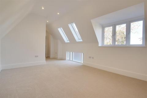 2 bedroom semi-detached house for sale - The Lodge House, Scott House, Hagsdell Road, Hertford
