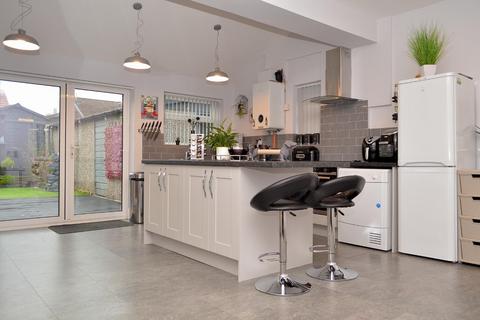 134 Denton Lane, Chadderton, Oldham, OL9 8PS
