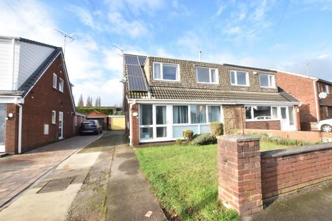 3 bedroom semi-detached house for sale, Warwick Road, Scunthorpe