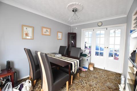124 Warwick Road, Scunthorpe, DN16 1EU