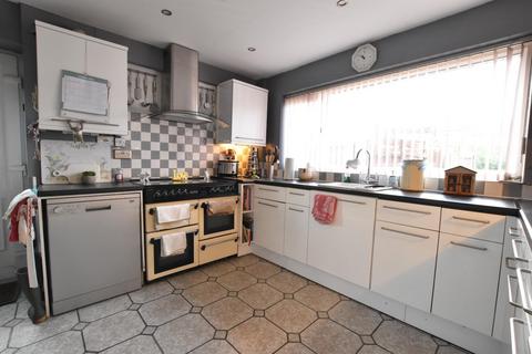 124 Warwick Road, Scunthorpe, DN16 1EU