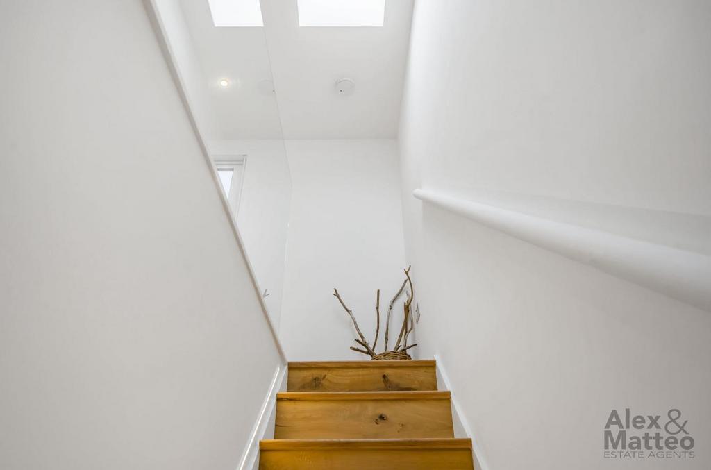 Lavender Road SE16
