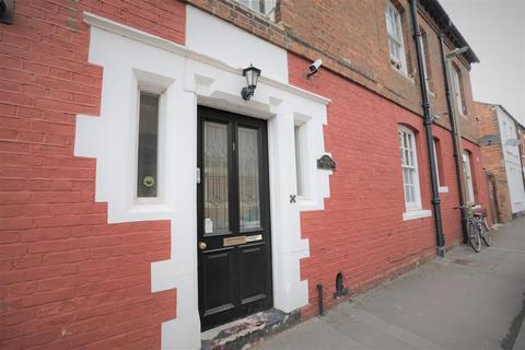 Studio to rent - 1 Woodbine Place - Room 6Oxford